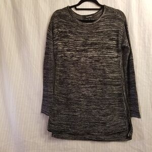 Ellen Tracy sweater tunic black ivory knit. B27